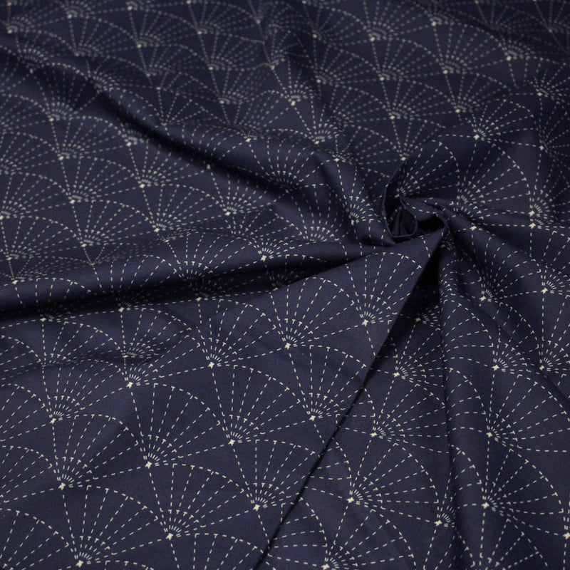 Tissu cotonnade motif japonais SASHIKO & SENSU – Bleu indigo & écru - tissuspipi.com