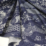 Tissu cotonnade WAGARA aux motifs japonais et tons bleu indigo & écrus - tissuspipi.com