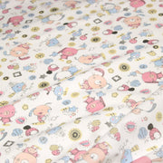 Tissu cotonnade enfant aux animaux de la forêt en hiver rose et bleu sur fond blanc - tissuspipi.com