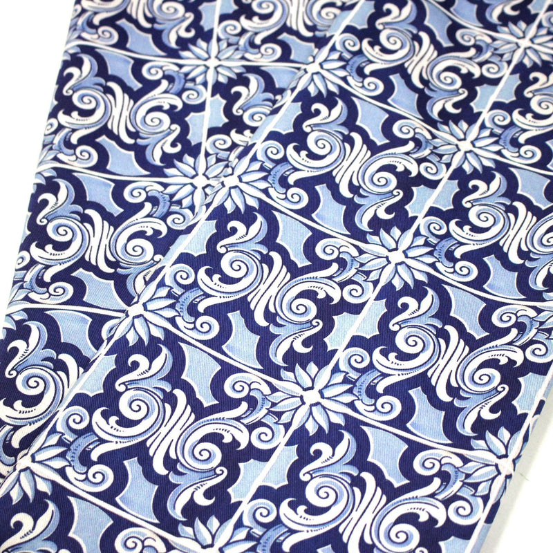 Tissu gabardine coton imprimée motif anciens carreaux de faïence bleus, azulejos - STANDARD 100 OEKO - TEX - tissuspipi.com