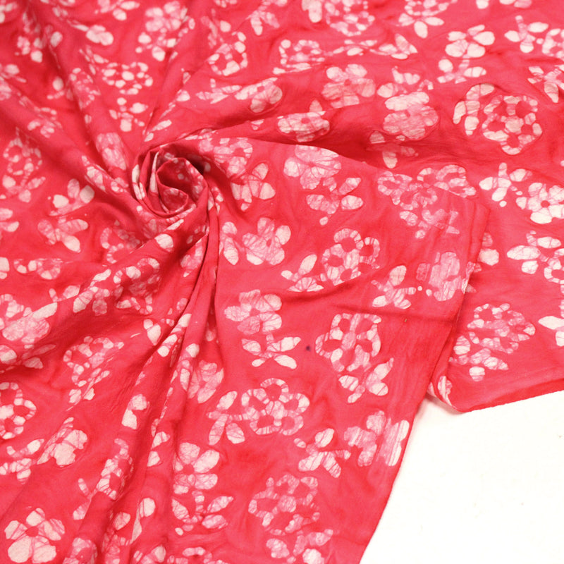 Tissu coton block print rouge fraise aux fleurs blanches - MADE IN INDIA - tissuspipi.com