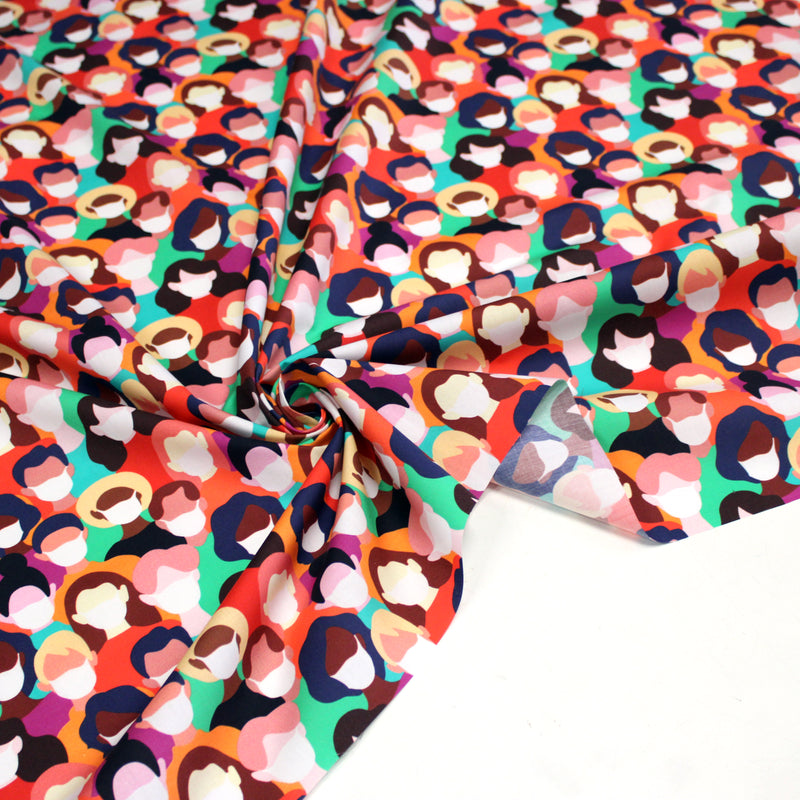 Tissu cotonnade LES HÉROS MASQUÉS, les soignants masqués aux couleurs pop