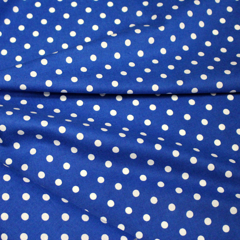 Tissu de coton bleu roi à petits pois blancs 7mm - COLLECTION POLKA DOT - tissuspipi.com