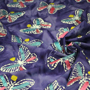Tissu cotonnade BATIK aux papillons blanc : rose, vert, violet - MADE IN INDIA - tissuspipi.com