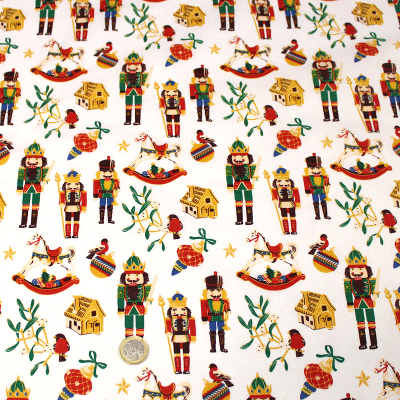 Tissu cotonnade de NOËL – Casse-noisettes et jouets d’antan, fond blanc - OEKO-TEX STANDARD 100