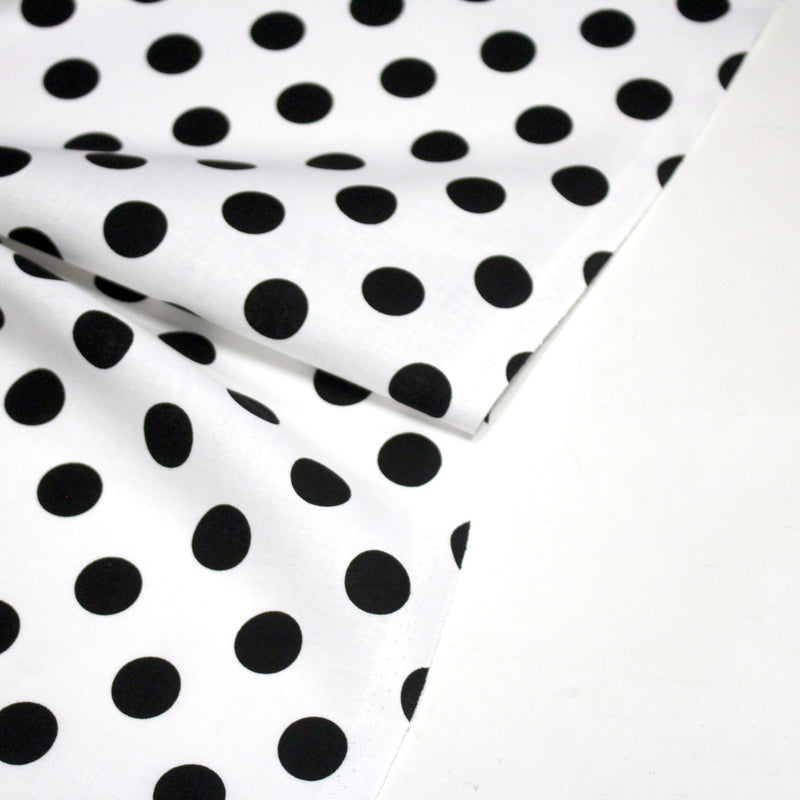 Tissu coton blanc à pois noirs 18mm - COLLECTION POLKA DOT - tissuspipi.com