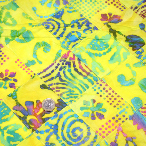 Tissu coton block print patchwork de motifs indiens, tons jaune citron, vert, rose - MADE IN INDIA - tissuspipi.com