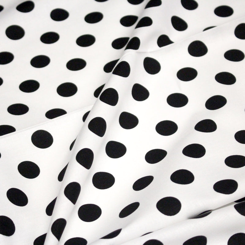 Tissu coton blanc à pois noirs 18mm - COLLECTION POLKA DOT - tissuspipi.com