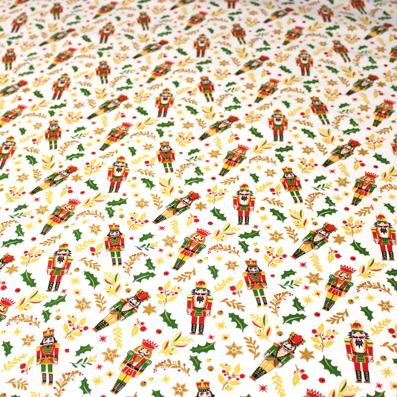 Tissu cotonnade de NOËL, Casse-noisettes, houx et feuillages ocres, fond blanc - OEKO-TEX STANDARD 100 - tissuspipi.com