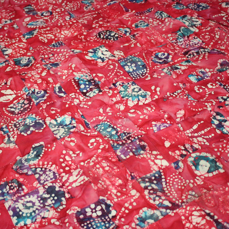 Tissu coton block print patchwork de motifs indiens, tons rose fuchsia, bleu, blanc - MADE IN INDIA - tissuspipi.com