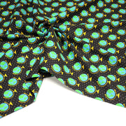 Tissu popeline coton, Les mappemondes sur fond noir étoilé - Collection VOYAGE - tissuspipi.com