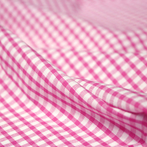 Tissu cotonnade blanc aux carreaux roses - tissuspipi.com