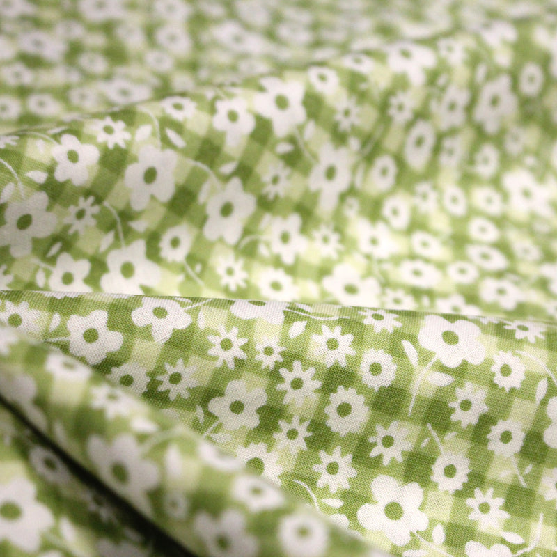 Tissu cotonnade CHARLINE : Vichy vert blanc et petites fleurs vertes - tissuspipi.com