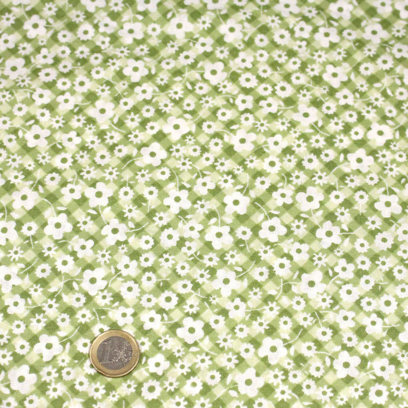 Tissu cotonnade CHARLINE : Vichy vert blanc et petites fleurs vertes - tissuspipi.com