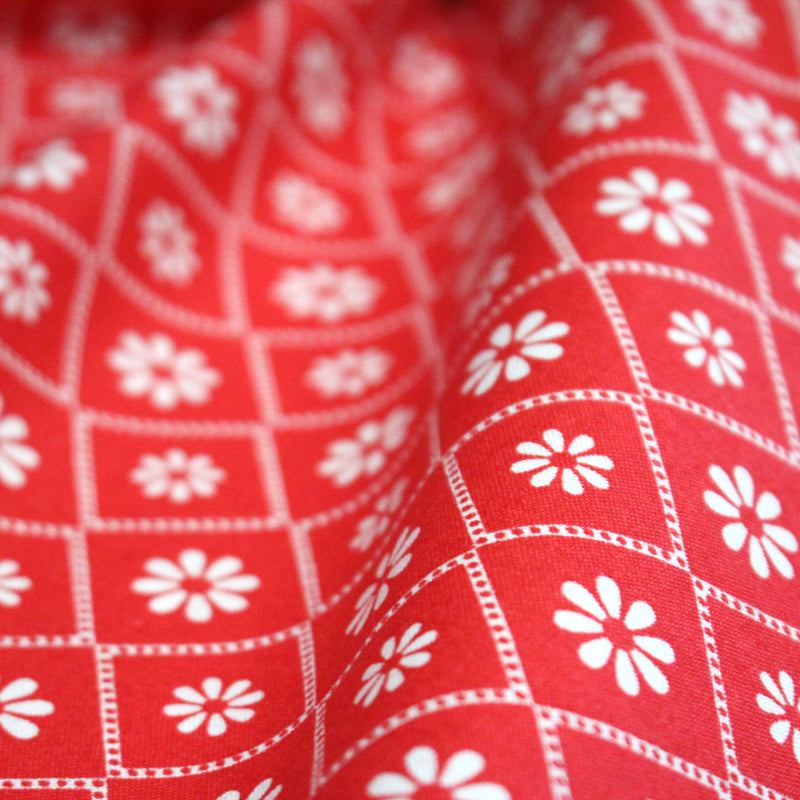 Tissu cotonnade rouge & blanc, liserés et fleurs géométriques - COLLECTION MESSINA - tissuspipi.com
