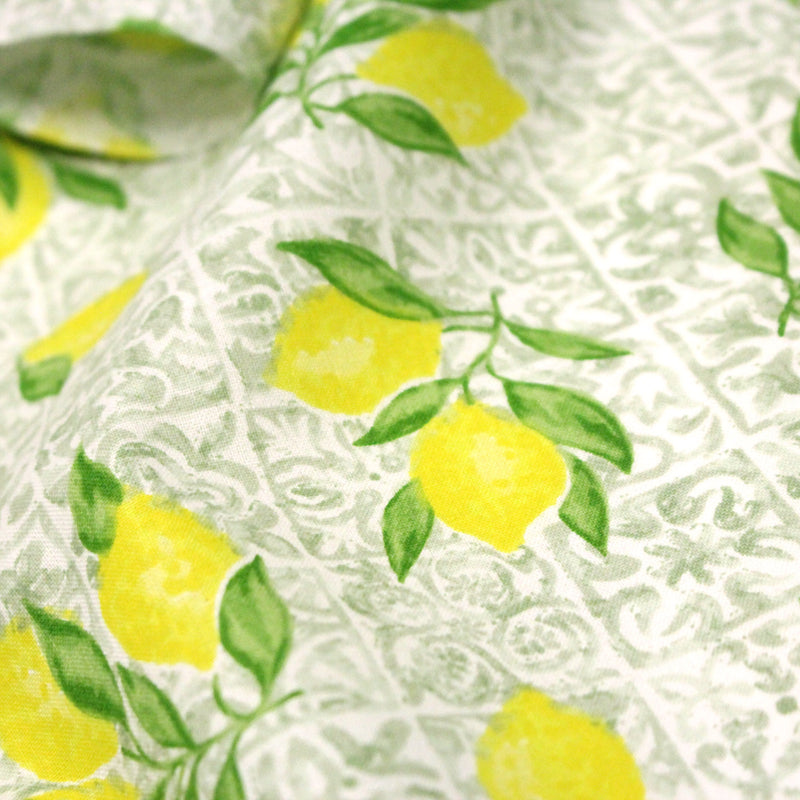 Tissu cotonnade Carreaux de faïence et citrons : tons verts ou bleus - COLLECTION SICILIA - OEKO - TEX STANDARD 100 - tissuspipi.com