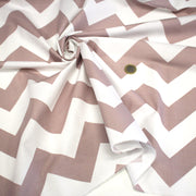 Tissu cotonnade, chevrons taupe clair et blancs - tissuspipi.com