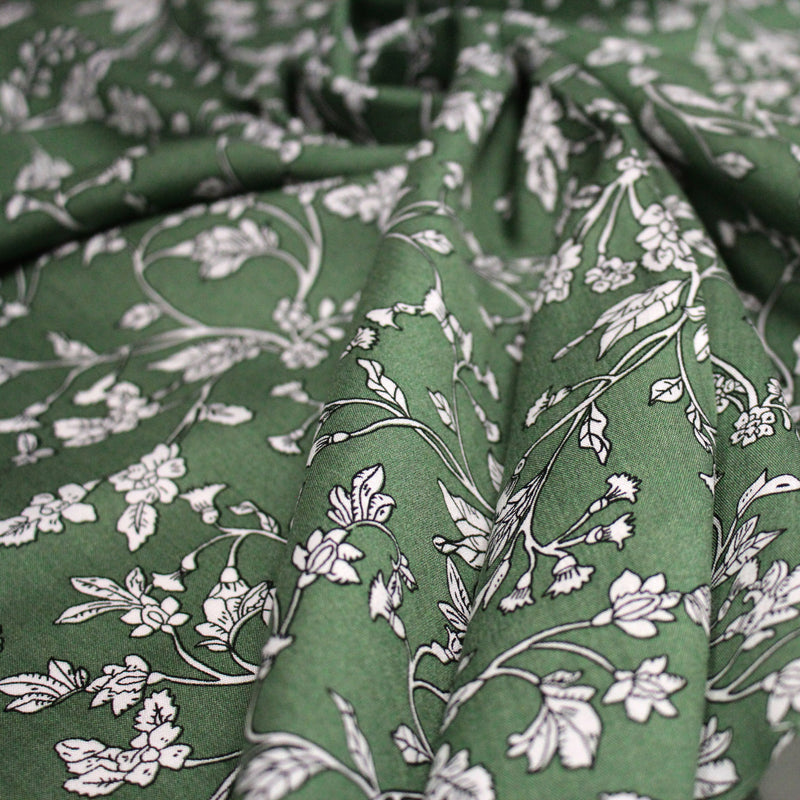 Tissu viscose fluide, fines fleurs blanches et noirs, fond ocre ou fond vert - tissuspipi.com