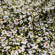 Tissu Viscose crêpe noir fleuri jaune blanc violet orange - tissuspipi.com