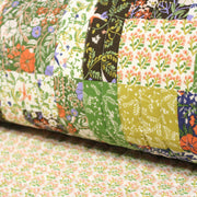 Tissu Matelassé coton au patchwork de motifs fleuris et verso fleuri écru - OEKO - TEX - tissuspipi.com