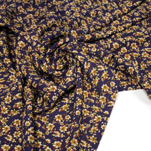 Tissu Viscose crêpe violet, fleuri ocre & écru et liserés lurex dorés - tissuspipi.com