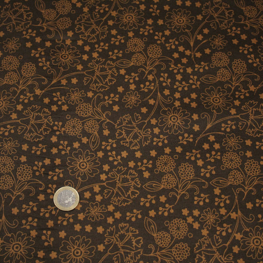 Tissu popeline de coton marron chocolat aux fines fleurs ocres faux - uni - tissuspipi.com