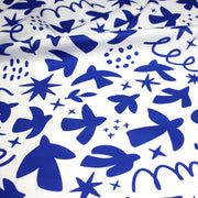 Tissu gabardine imprimée SILHOUETTE : trois motifs bleus et blancs - OEKO - TEX STANDARD 100 - tissuspipi.com