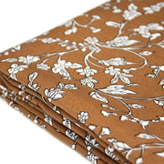 Tissu viscose fluide, fines fleurs blanches et noirs, fond ocre ou fond vert - tissuspipi.com