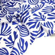 Tissu gabardine imprimée SILHOUETTE : trois motifs bleus et blancs - OEKO - TEX STANDARD 100 - tissuspipi.com