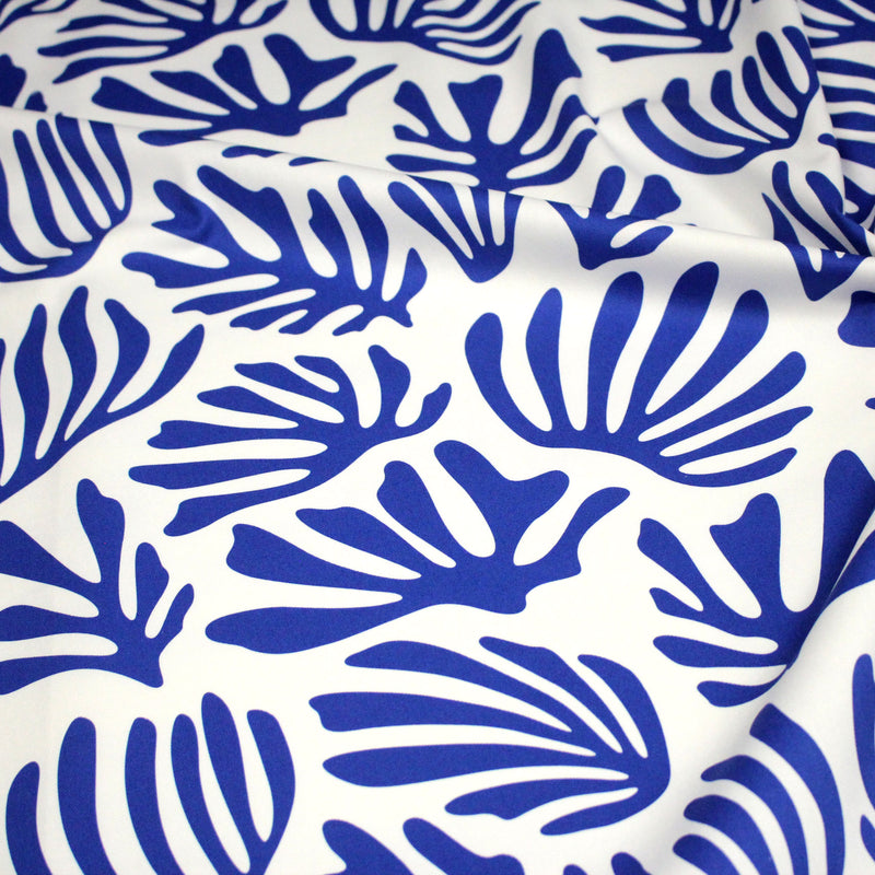 Tissu gabardine imprimée SILHOUETTE : trois motifs bleus et blancs - OEKO - TEX STANDARD 100 - tissuspipi.com
