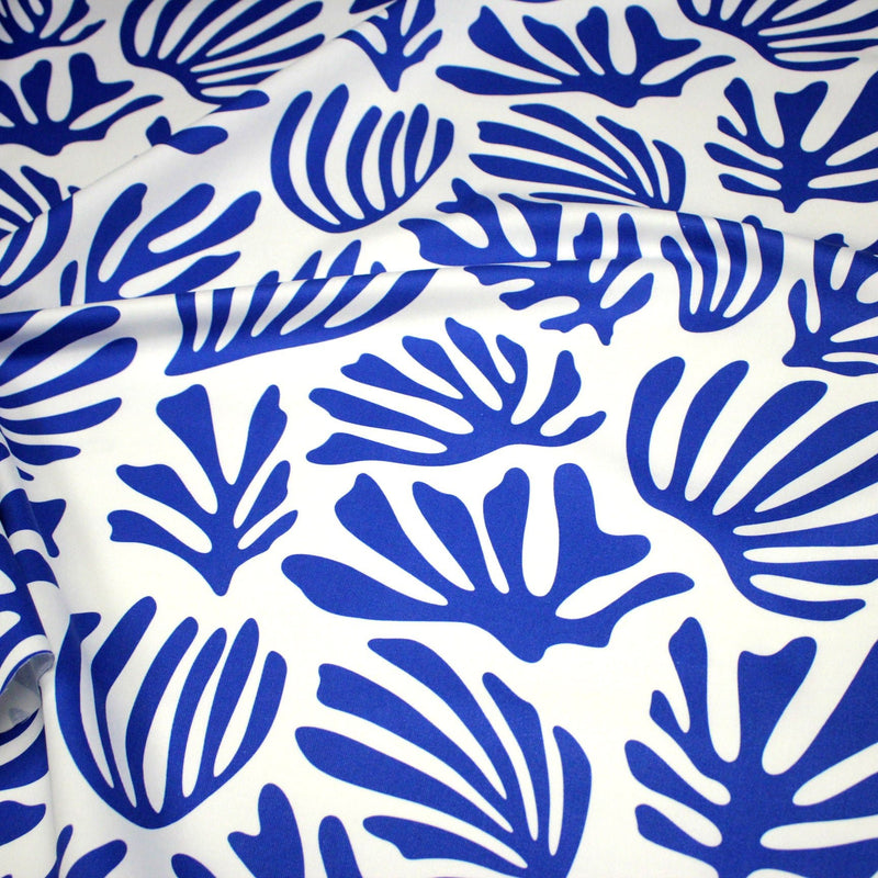 Tissu gabardine imprimée SILHOUETTE : trois motifs bleus et blancs - OEKO - TEX STANDARD 100 - tissuspipi.com