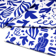 Tissu gabardine imprimée SILHOUETTE : trois motifs bleus et blancs - OEKO - TEX STANDARD 100 - tissuspipi.com