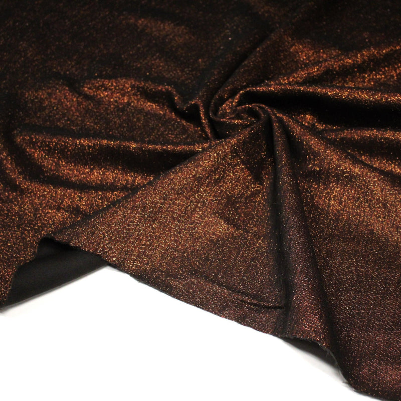 Tissu Maille viscose rouge cuivre lurex et verso noir, de fabrication française - tissuspipi.com