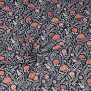 Tissu INDIENNES cotonnade fleurie bleu marine aux feuillage et oiseaux écrus et rouges - tissuspipi.com