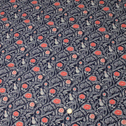 Tissu INDIENNES cotonnade fleurie bleu marine aux feuillage et oiseaux écrus et rouges - tissuspipi.com