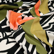 Tissu viscose fluide COMPORTA, motif graphique noir blanc, fleuri vert rose corail - Fabrication française - tissuspipi.com