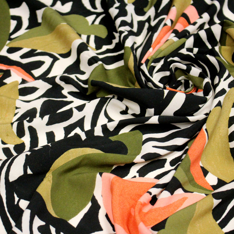 Tissu viscose fluide COMPORTA, motif graphique noir blanc, fleuri vert rose corail - Fabrication française - tissuspipi.com