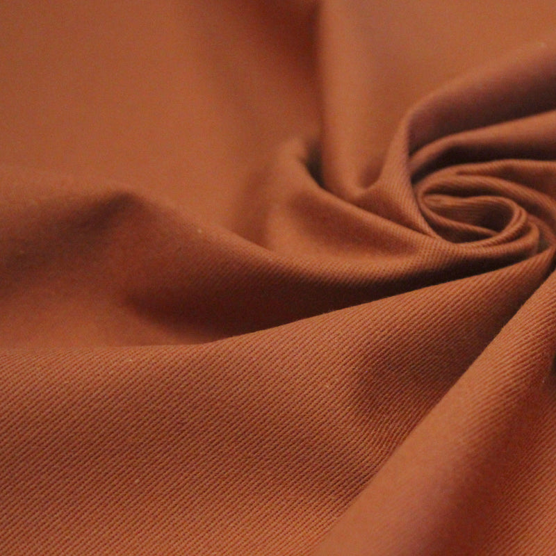 Tissu gabardine coton LUXE, fabrication française : nombreuses couleurs disponibles ! OEKO - TEX STANDARD 100 - tissuspipi.com