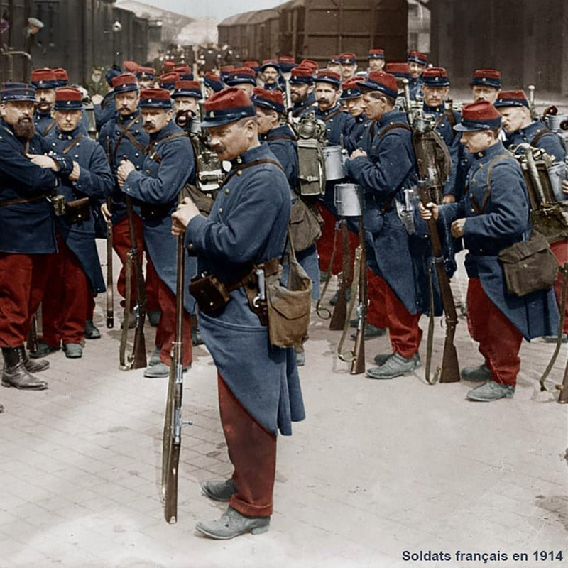 Tissu drap de laine rouge garance uni - le tissu parfait pour l'uniforme de hussard napoléonien, armée française XIVème et armée française 1914 - tissuspipi.com