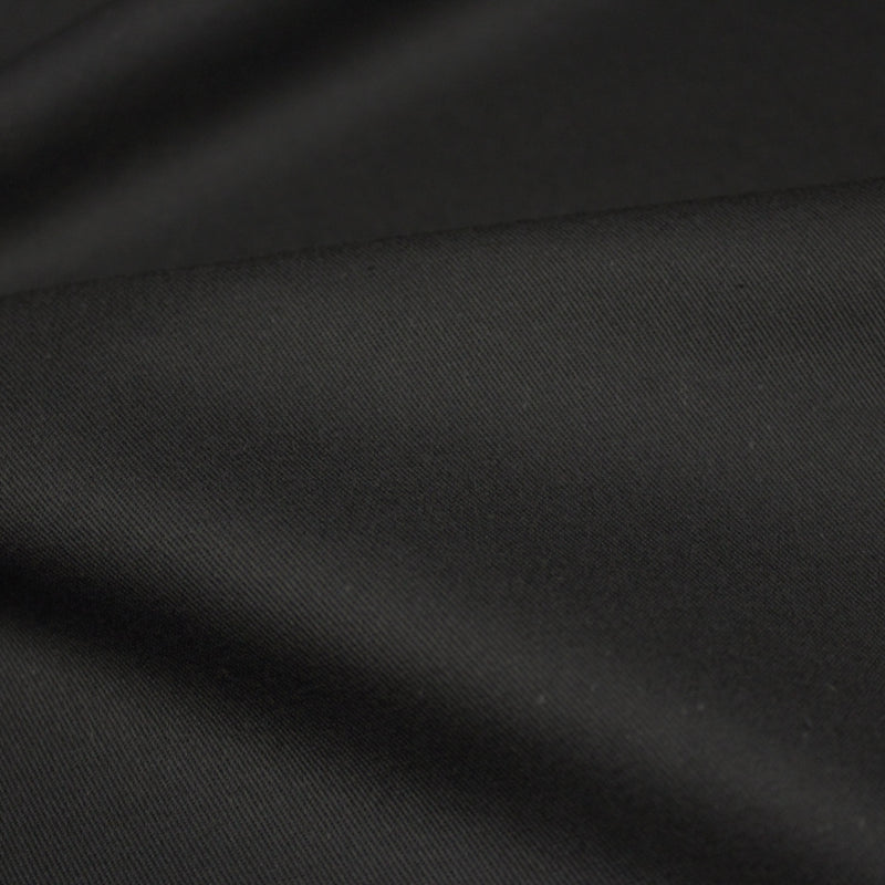Tissu gabardine coton LUXE, fabrication française : nombreuses couleurs disponibles ! OEKO - TEX STANDARD 100 - tissuspipi.com