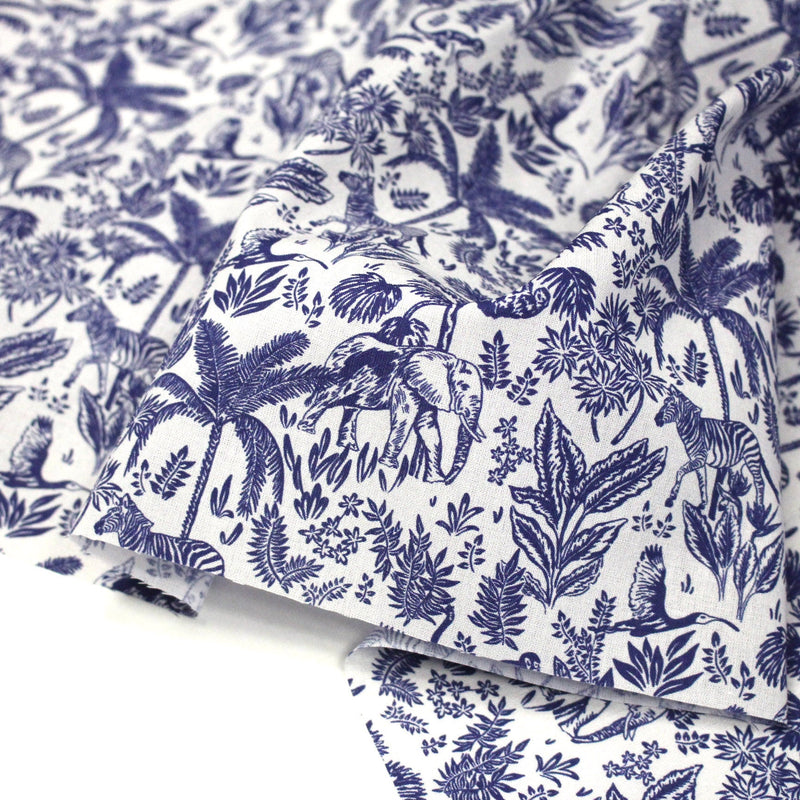 Tissu Toile de Jouy bleu forêt tropicale : cotonnade ou gabardine - OEKO - TEX - tissuspipi.com