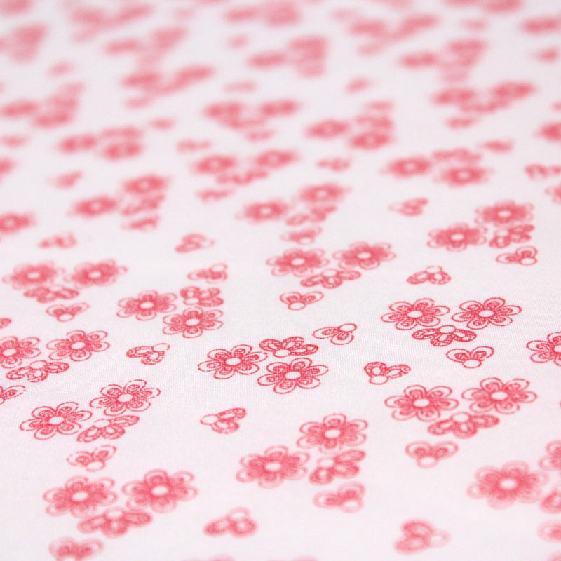 Tissu popeline de coton BLANDINE aux fleurs rouge fraise, fond blanc - tissuspipi.com