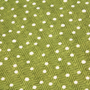 Tissu popeline de coton aux chevrons verts et petits pois écrus 6mm - tissuspipi.com