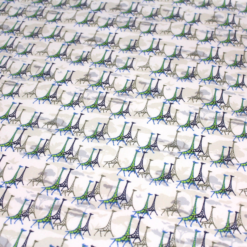 Tissu popeline de coton aux girafes bleues & baobab, fond blanc - tissuspipi.com