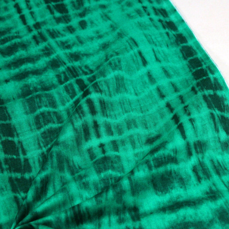 Tissu cotonnade motif TIE & DYE, faux-uni vert émeraude - tissuspipi.com