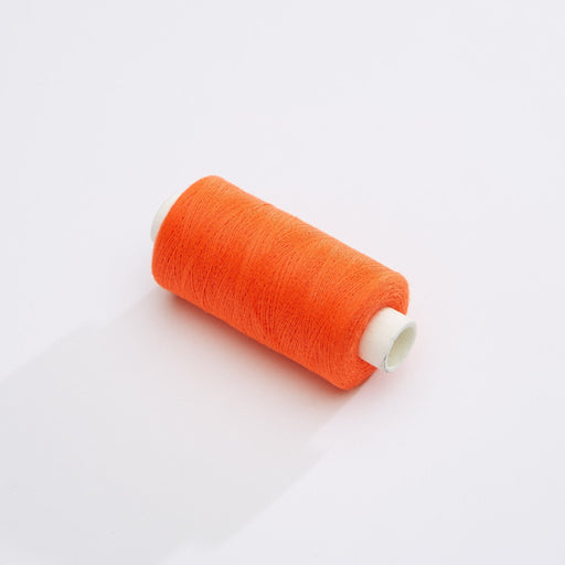 Bobine de fil orange fluo - 500m - Fabrication française - Oeko - Tex - tissuspipi.com