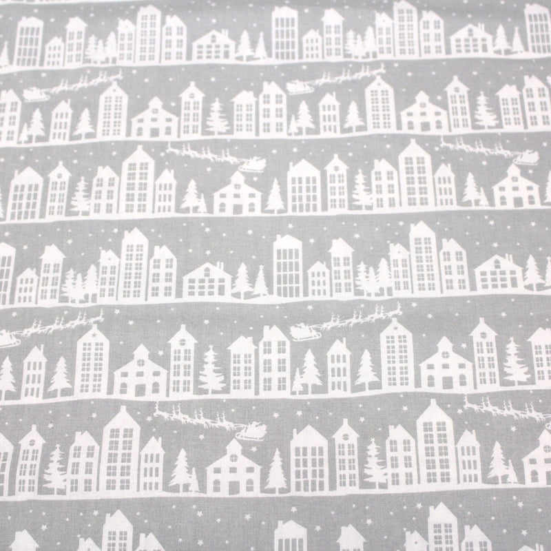 Tissu de coton de Noël scandinave aux maisons scandinaves blanches, fond gris - tissuspipi.com