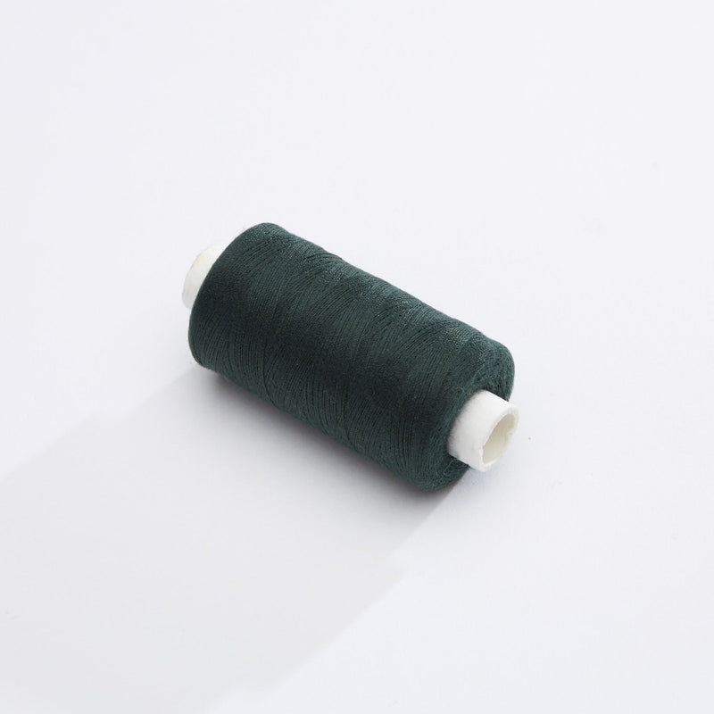 Bobine de fil vert anglais - 500m - Fabrication française - Oeko - Tex - tissuspipi.com