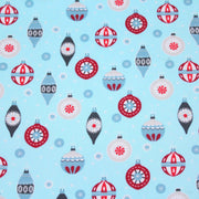 Tissu popeline de coton de Noël aux boules de Noël, fond bleu ciel - tissuspipi.com