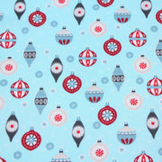 Tissu popeline de coton de Noël aux boules de Noël, fond bleu ciel - tissuspipi.com